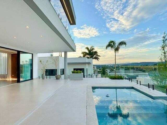 Casa para Venda em Santana de Parnaíba - 5