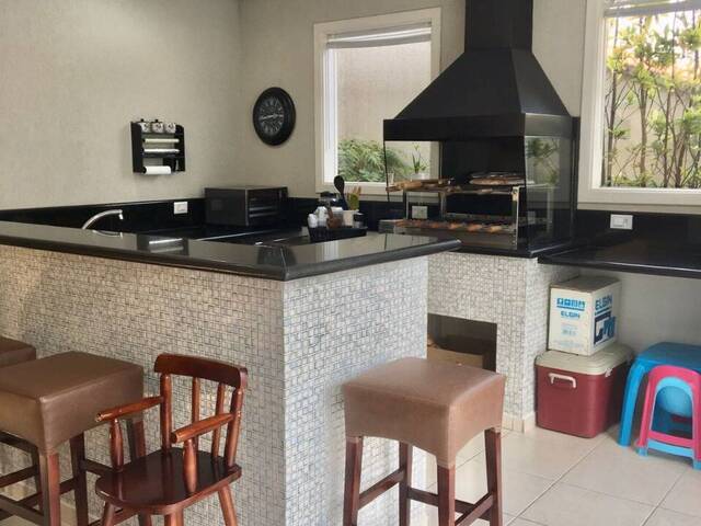 Casa para Venda em Santana de Parnaíba - 4