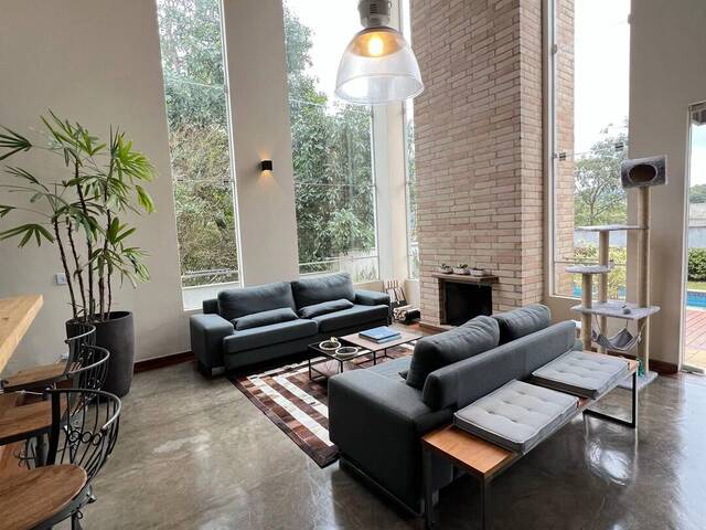 #40 - Casa para Venda em Santana de Parnaíba - SP - 1