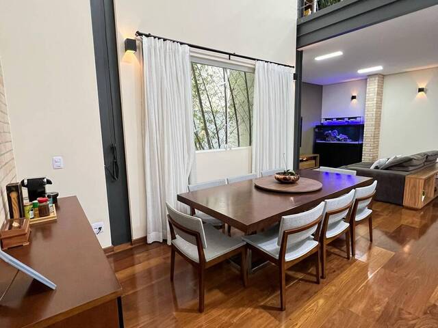 Casa para Venda em Santana de Parnaíba - 5