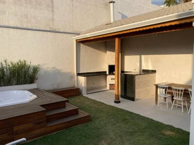 Casa para Venda em Santana de Parnaíba - 4